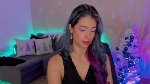 Snapshot of lexy_fox2 chatting on 12/04/24, 03:59 Lexy online show from 12/04/24, 03:59