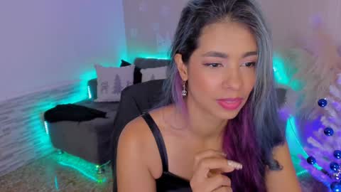 Snapshot of lexy_fox2 chatting on 12/06/24, 03:52 Lexy online show from 12/06/24, 03:52