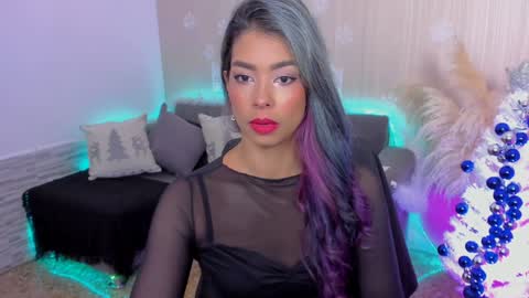 Snapshot of lexy_fox2 chatting on 12/15/24, 06:18 Lexy online show from 12/15/24, 06:18