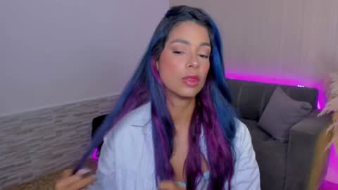 Snapshot of lexy_fox2 chatting on 01/20/25, 03:59 Lexy online show from 01/20/25, 03:59