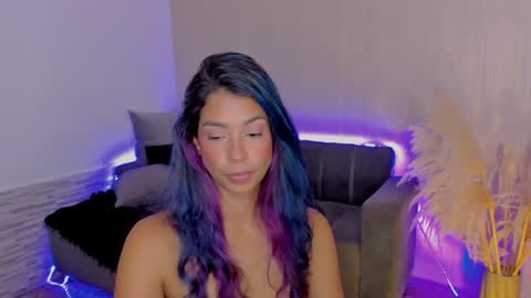 Snapshot of lexy_fox2 chatting on 02/01/25, 05:49 Lexy online show from 02/01/25, 05:49