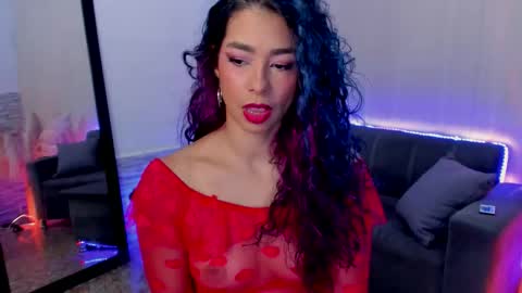 Snapshot of lexy_fox2 chatting on 09/21/25, 02:02 Lexy online show from 09/21/25, 02:02