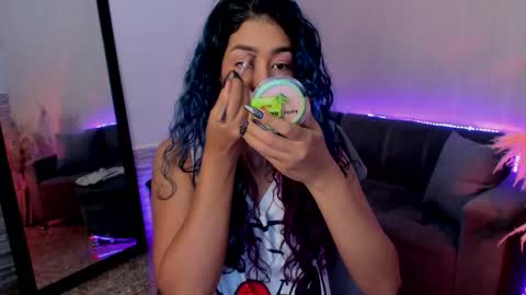 Snapshot of lexy_fox2 chatting on 10/20/25, 04:24 Lexy online show from 10/20/25, 04:24