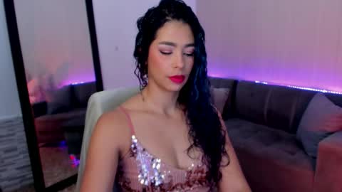 Snapshot of lexy_fox2 chatting on 11/02/25, 04:04 Lexy online show from 11/02/25, 04:04