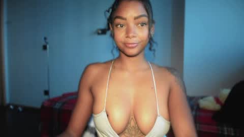 LEXY - Independent account online show from 04/22/26, 10:17