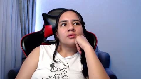 Snapshot of lexydavis chatting on 12/17/24, 10:54 Lexy Davis online show from 12/17/24, 10:54