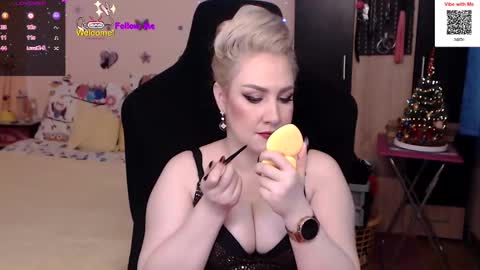 Snapshot of lexygold chatting on 12/29/24, 01:06 Lexy online show from 12/29/24, 01:06