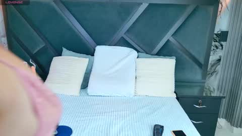 Lexy online show from 11/12/25, 07:57