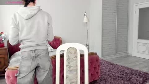 lexyswett online show from 12/20/25, 07:48