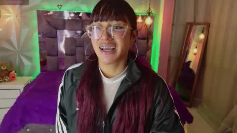 Snapshot of leyla_collinss chatting on 02/13/26, 04:30 Leyla online show from 02/13/26, 04:30