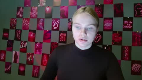 Leyla online show from 09/29/25, 06:51