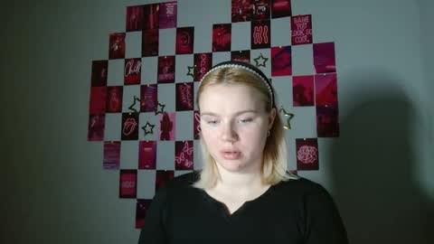 Leyla online show from 11/03/25, 07:09