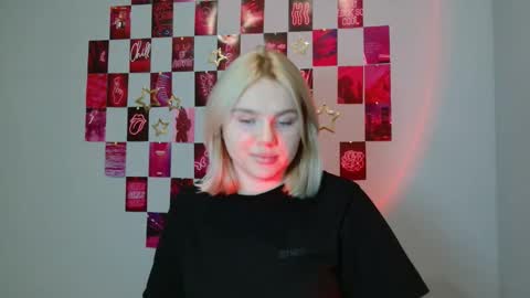 Leyla online show from 12/03/25, 07:38