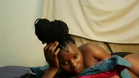 leylacuty13 online show from 03/12/26, 03:23