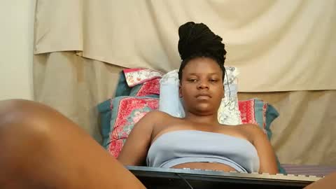 leylacuty13 online show from 03/13/26, 06:53