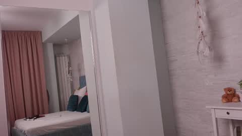 Snapshot of leylagracey chatting on 11/26/25, 06:14 LeylaGracey online show from 11/26/25, 06:14