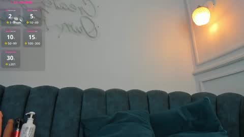 Snapshot of leylarusso chatting on 06/29/26, 07:25 Leyla online show from 06/29/26, 07:25