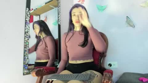 Leyna online show from 09/14/25, 10:31