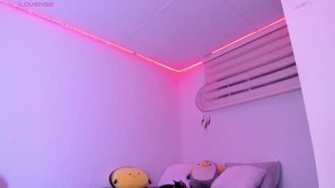 Jessica online show from 01/15/25, 04:57