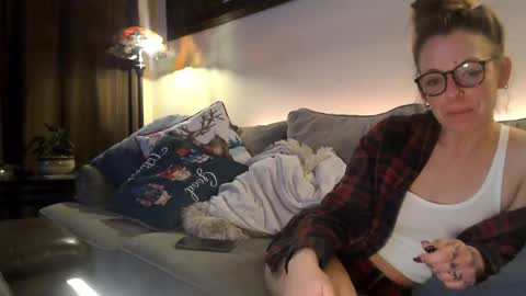 Hornystonerchick online show from 12/06/24, 04:47