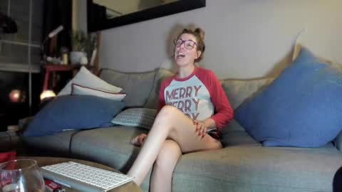 Hornystonerchick online show from 12/26/24, 03:27