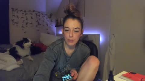 Hornystonerchick online show from 02/21/25, 05:46