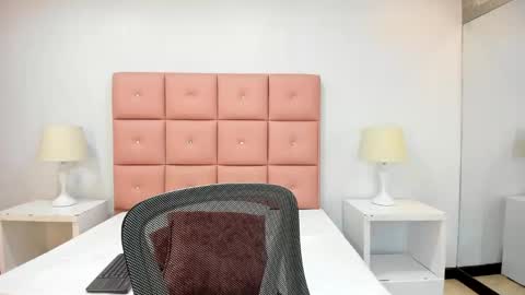 lhiamfitt online show from 12/27/24, 11:06