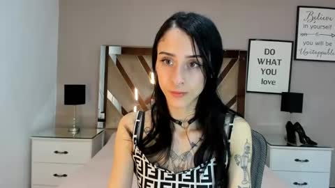 lhiamfitt online show from 01/15/25, 09:09