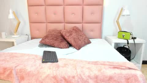 lhiamfitt online show from 11/30/25, 12:20