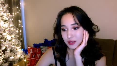 Snapshot of li_noen chatting on 12/19/24, 08:56 Li online show from 12/19/24, 08:56