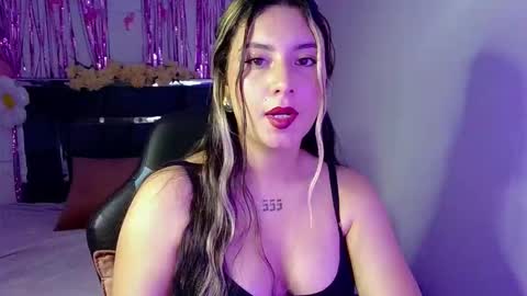 Lia  online show from 10/13/25, 11:16
