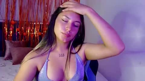 Lia  online show from 12/13/25, 07:53