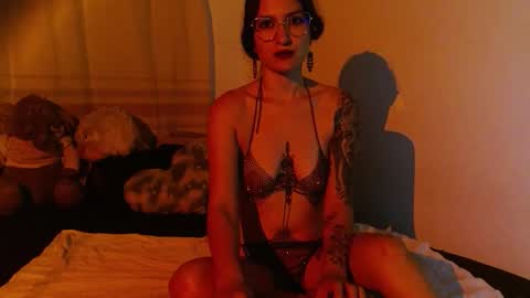 liliana online show from 10/11/25, 06:01