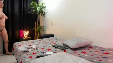 Lia y Felipe --  online show from 07/21/26, 11:51