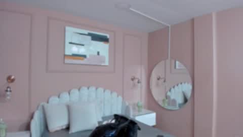 Liss 3 online show from 12/18/25, 10:10