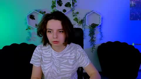 lia_dream_ online show from 06/16/26, 08:17