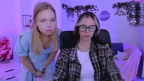 lia_dream_ online show from 07/26/26, 08:43