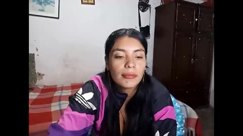 Lia online show from 12/05/25, 04:21