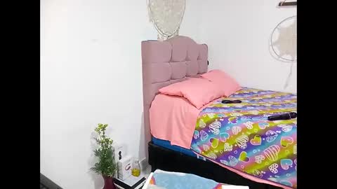 Lia online show from 04/22/26, 01:30