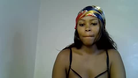 lia online show from 10/11/25, 02:11