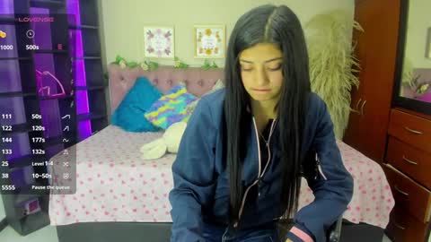 Snapshot of lia_keen chatting on 01/07/25, 07:49 lia online show from 01/07/25, 07:49