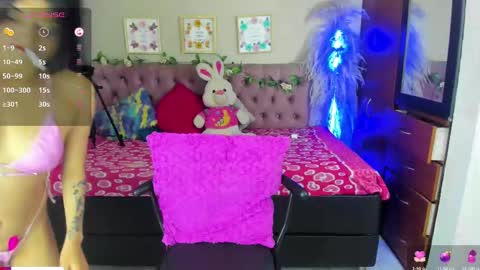 Snapshot of lia_keen chatting on 02/11/25, 08:31 lia online show from 02/11/25, 08:31