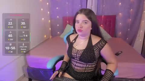 Snapshot of lia_little18 chatting on 02/02/25, 04:26 lia_little18 online show from 02/02/25, 04:26