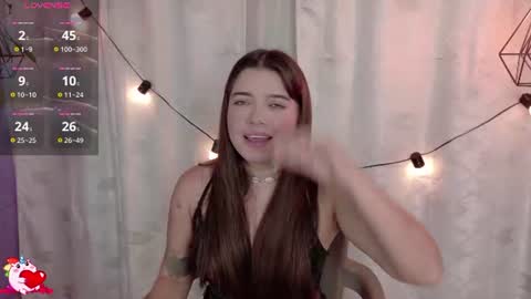 Snapshot of lia_little18 chatting on 07/18/26, 10:02 lia_little18 online show from 07/18/26, 10:02