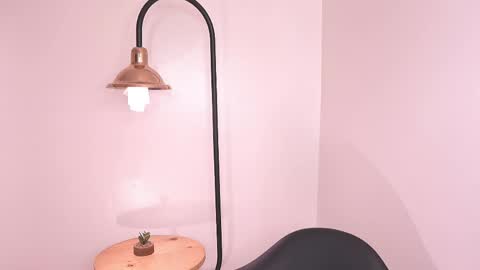 liaa online show from 04/21/26, 12:01