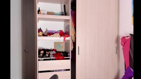 lia_rip01 online show from 11/29/25, 04:26