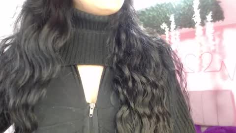 Lia online show from 12/22/25, 03:09