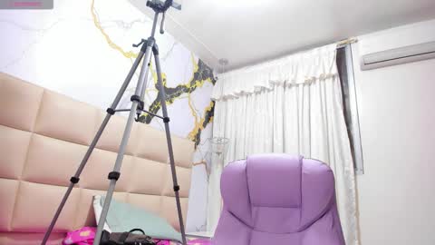 Snapshot of lia_sexx1 chatting on 02/20/26, 12:16 Lia online show from 02/20/26, 12:16