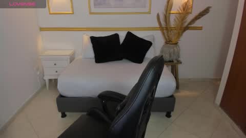 Lia  online show from 01/06/26, 02:15