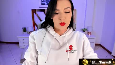 Snapshot of lia_simons chatting on 02/11/25, 08:37 Alejandra online show from 02/11/25, 08:37